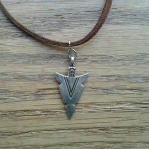๐ทArrowhead Necklace